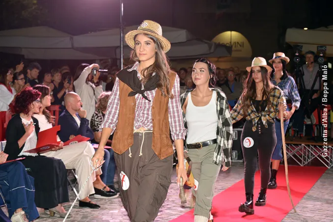 La Bela trifolera 2025 è Beatrice Marengo del borgo San Martino (VIDEO) 28