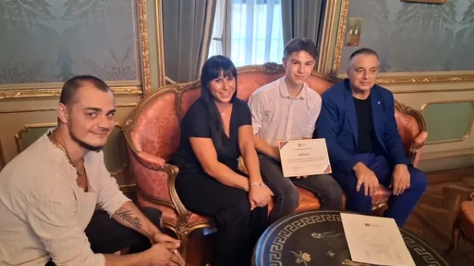 cristi_savin Canale d'Alba / Il senso civico di Cristi Savin premiato dal Consiglio regionale