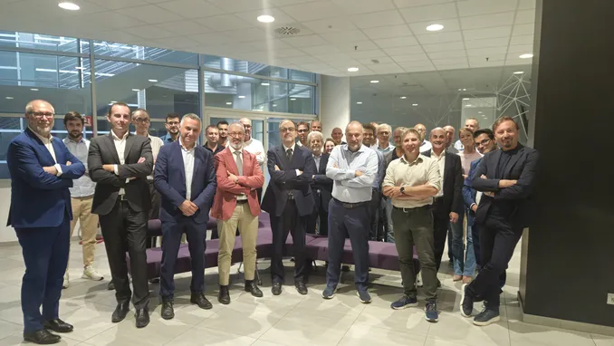gruppopartecipantitavolo Confindustria Cuneo e AI4I firmano un protocollo sull’intelligenza artificiale 1