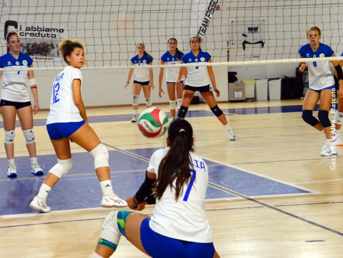 Pallavolo / La Nazionale della ragazze sorde si allena a Cherasco 2