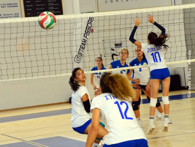 Pallavolo / La Nazionale della ragazze sorde si allena a Cherasco 1