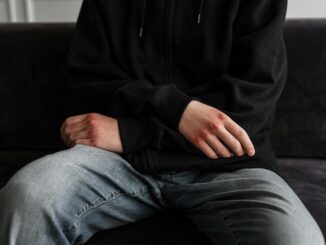 Giovane albese vittima a Sanremo, «L’aggressione è stata brutale e di una violenza inaudita»