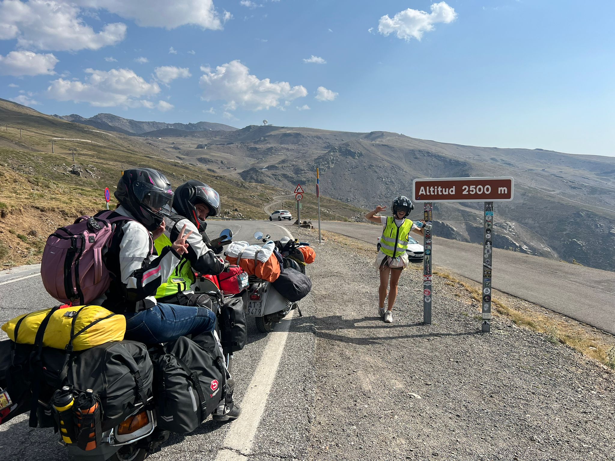 Quattro amici e settemila chilometri in Vespa 3