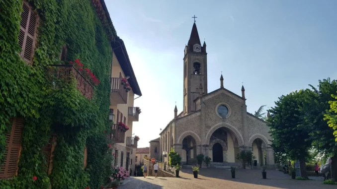 Bossolasco Bossolasco in festa con la tradizionale castagnata 1