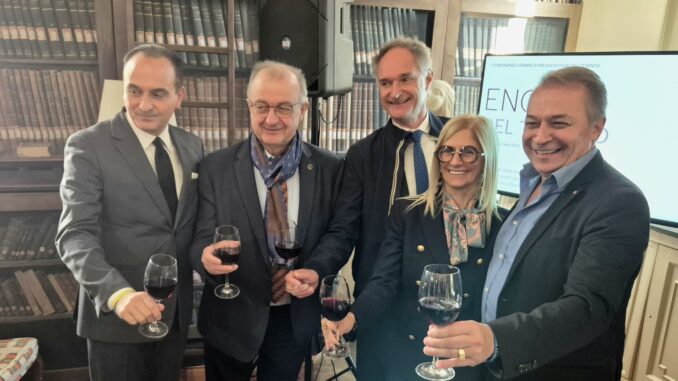 ENO7delTurismo-presentazione28102025-AlbertoCirioFulvioMazzocchiBrunoBerteroLilianaAllenaPaoloBongioanni WiMu, quindici anni di cultura del vino a Barolo