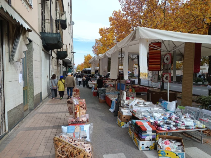 Fiera del tartufo ad Alba: oggi è l'ultimo giorno del mercato ambulante 1