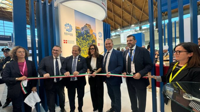 INAUGURAZIONE STAND PIEMONTE TTG 2025 (7) Il Piemonte si presenta al TTG di Rimini con un nuovo corso del turismo
