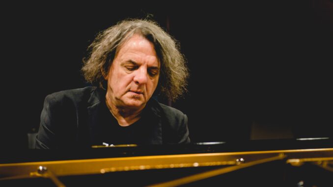 Krzysztof Kobyliński Chasing the Future: ad Alba arriva il pianista polacco Krzysztof Kobyliński
