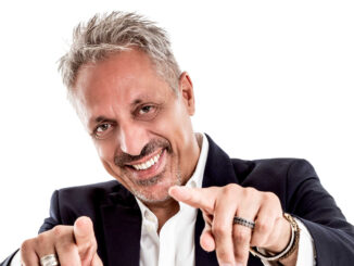 Max Pisu inaugura la nuova stagione del Teatro Sociale di Alba 1