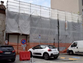 Il cantiere in corso Piave è sospeso e mina l’igiene pubblica
