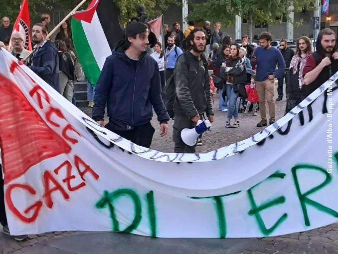 Alba / La bandiera palestinese anche per l'imperatore Pertinace 1