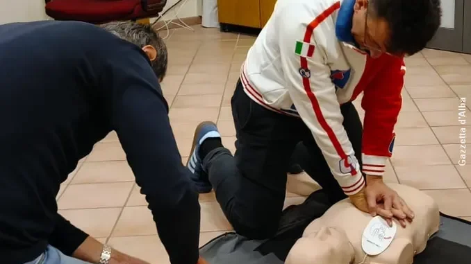 bra cri avis aido corso defibrillatore dae 1 no crediti Imparare a usare il defibrillatore, Cri, Avis e Aido di Bra si preparano assieme