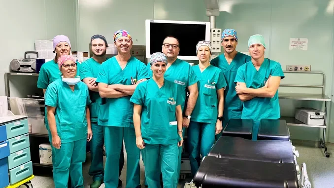 di_serio_equipe_sala Ad Asti primo intervento di asportazione dell’utero e delle ovaie senza bisturi