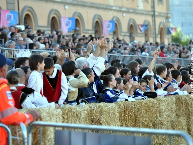 Oggi, domenica 5 ottobre, ad Alba si corre il Palio degli asini (foto e video) 22