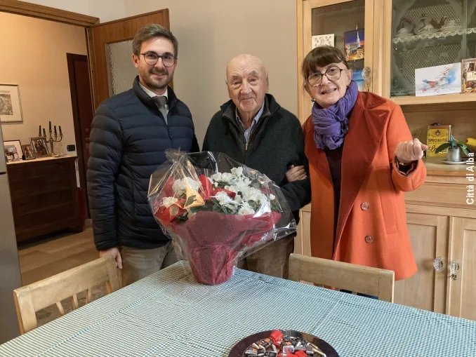Albese oltre i cento anni: il sindaco incontra Benito Sartoris e suor Maria Rosa Turrà 3