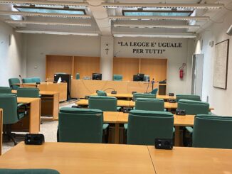 «Mi minacciava, avevo paura di perdere il lavoro»