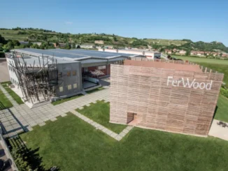 Premio Sviluppo sostenibile alla Ferwood di Pollenzo che rigenera macchine per la lavorazione del legno 1