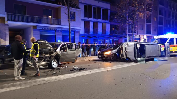 Incidente in corso Langhe ad Alba coinvolge sei vetture, probabile malore di un conducente