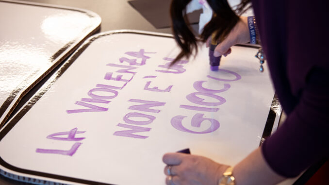 La Violenza non è un gioco Le Giornate Viola tingono di rispetto e gentilezza il territorio di Alba e Bra 1