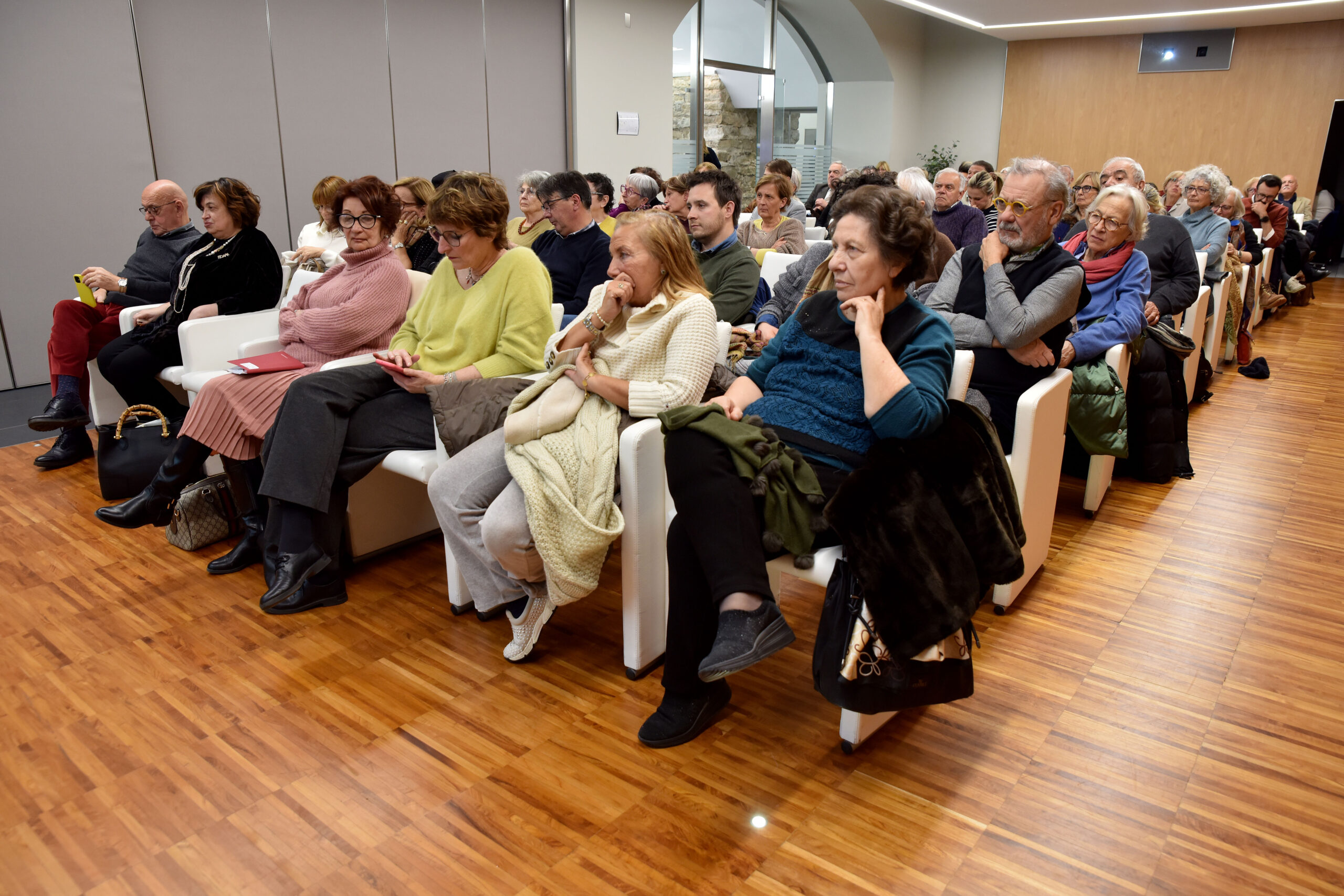 Una speranza concreta di pace: successo ad Alba per la presentazione del libro "Mio padre, tuo padre" 2