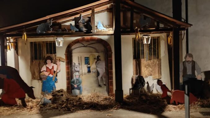 Torna la magia del Natale nella borgata Lucchi 5