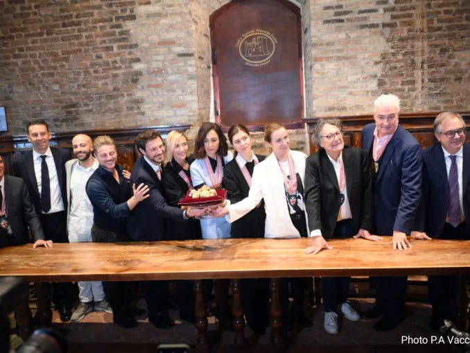 A Grinzane Cavour è in corso l'Asta del tartufo - La diretta 4