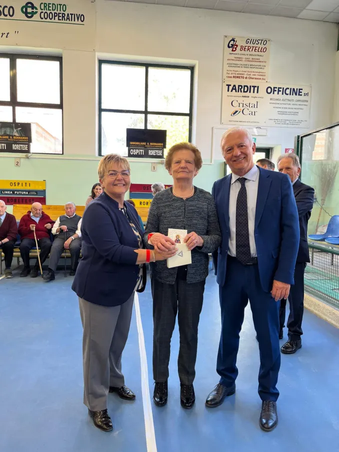 Il centro incontro di Roreto premia tesserati e frazionisti ottuagenari (foto) 5