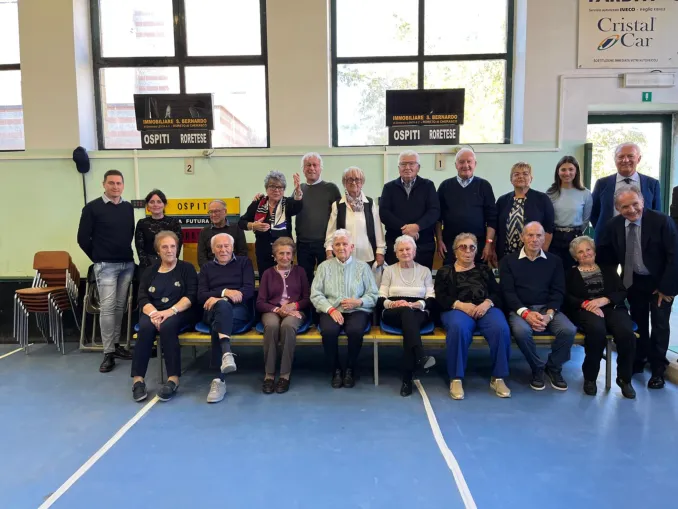 Il centro incontro di Roreto premia tesserati e frazionisti ottuagenari (foto) 9