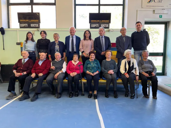 Il centro incontro di Roreto premia tesserati e frazionisti ottuagenari (foto) 11