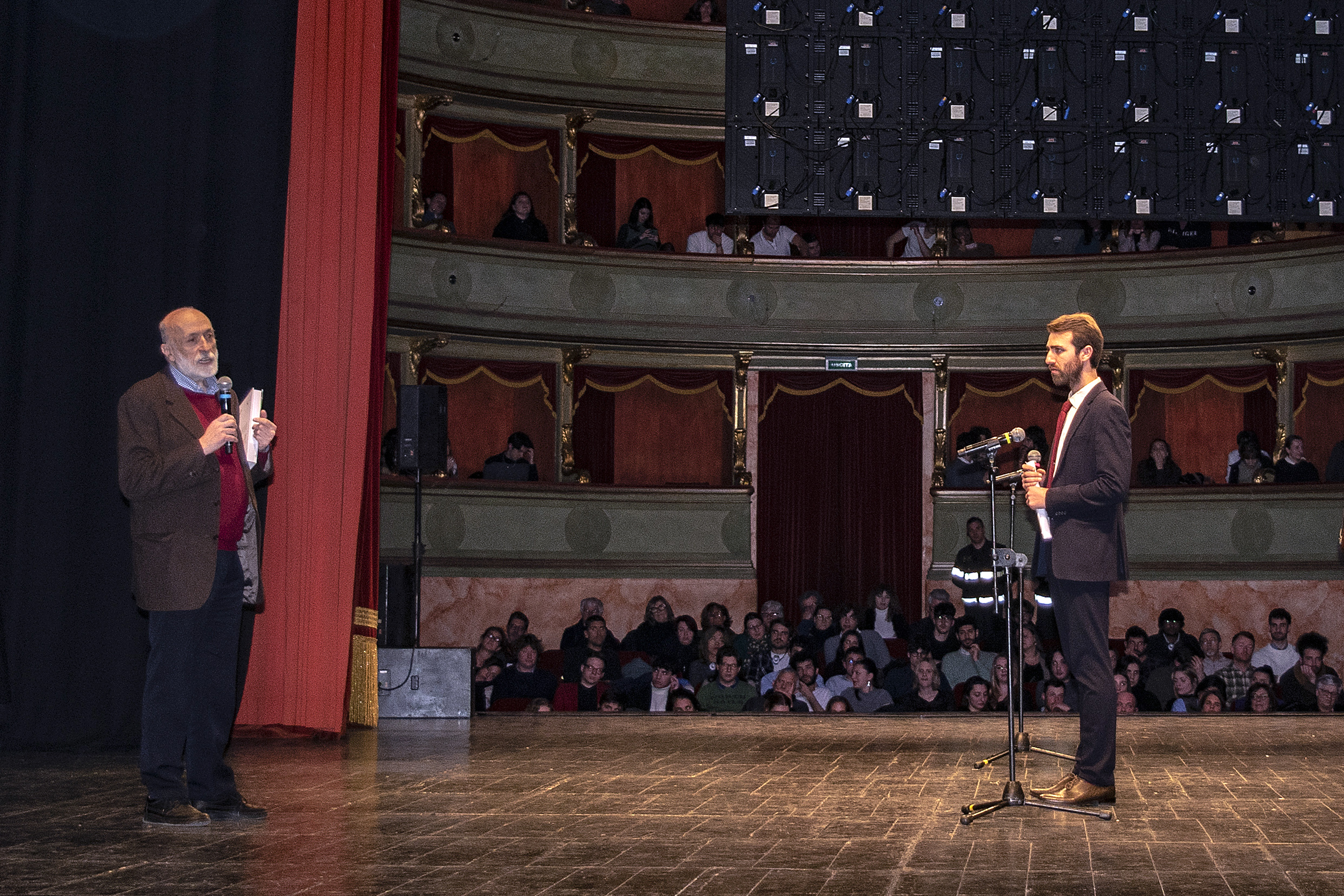 "Vite di Langa e Roero": il nuovo libro di Petrini e Tibaldi sarà presentato al Sociale mercoledì 10 dicembre