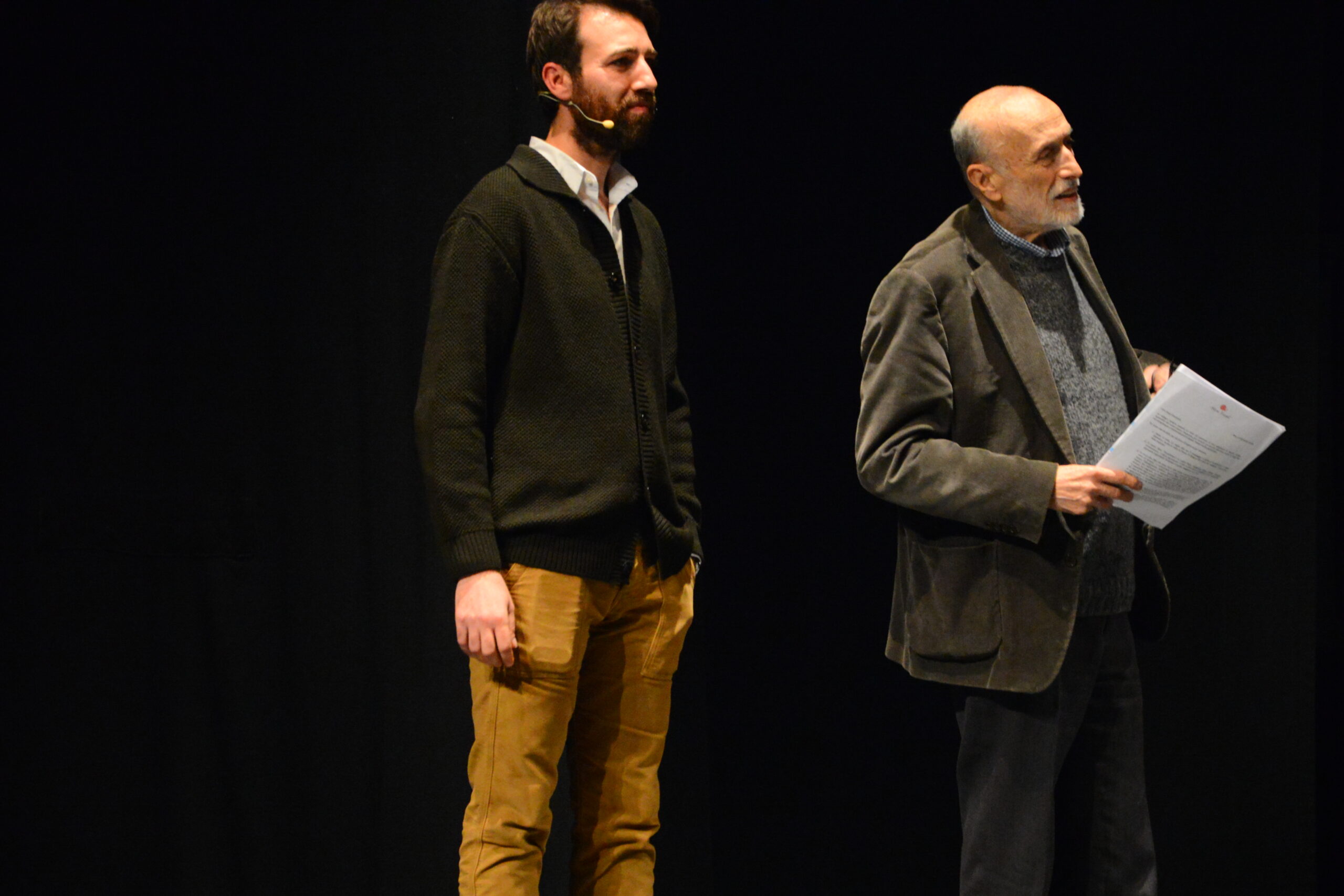 Successo in teatro per la presentazione di "Vite di Langa e Roero", il nuovo libro di Petrini e Tibaldi 14