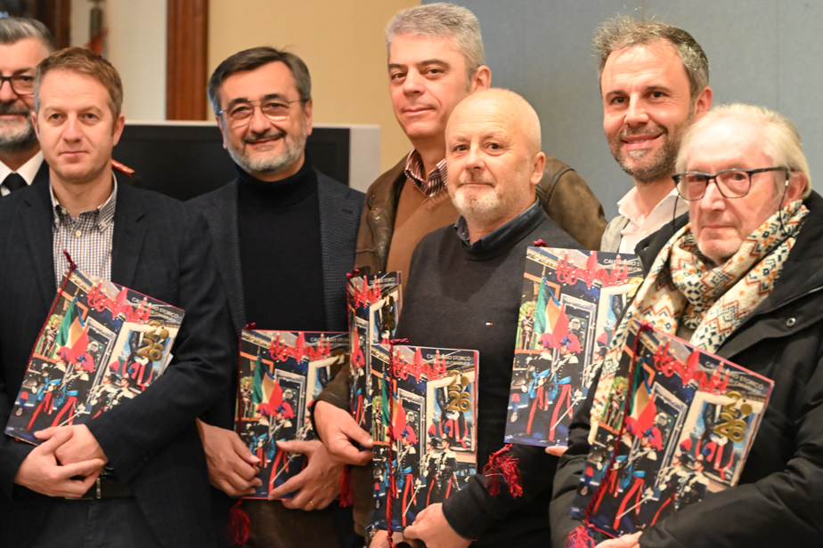 Natale di collaborazione tra Carabinieri e sindaci nel territorio albese [foto e video] 3