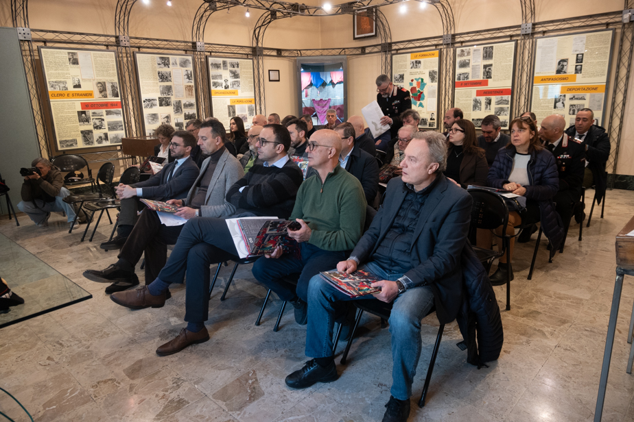 Natale di collaborazione tra Carabinieri e sindaci nel territorio albese [foto e video] 20