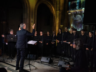 Profondo Umano chiude il 2025 tra musica immaginazione e parola [foto e video]