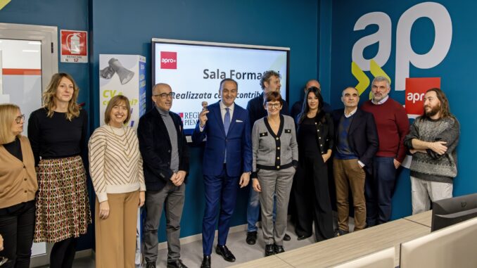 Il presidente Alberto Cirio ha visitato Apro Formazione: inaugurata la nuova sala docenti tecnologica 4