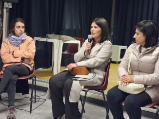 I Mononoke incontrano le lavoratrici della Proteco e preparano il presidio di fronte a Ferrero