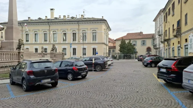 Asti: due ore gratis nei parcheggi blu fino al 24 dicembre