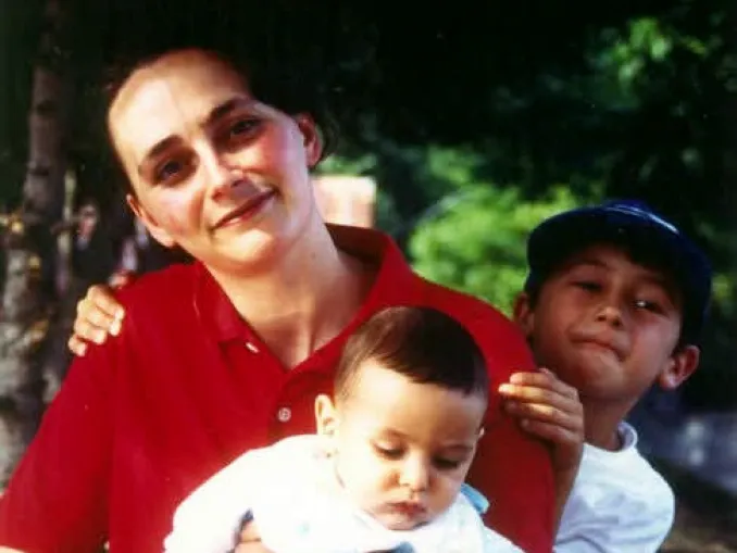 Nuovi cavalieri della Repubblica: oggi Daniela Gazzano, la mamma di Bra che parla con gli occhi sarà ufficiale al merito 1