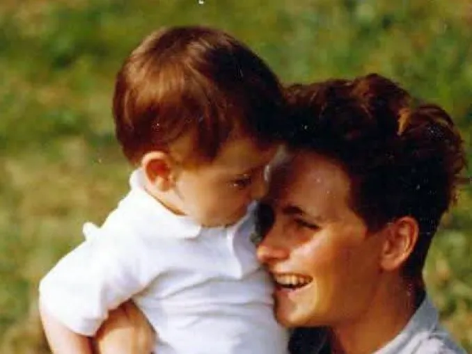 Nuovi cavalieri della Repubblica: oggi Daniela Gazzano, la mamma di Bra che parla con gli occhi sarà ufficiale al merito