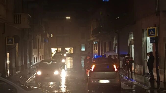 Investimento in via don Alberione, angolo piazza San Paolo, ad Alba: ferita una ragazza 1