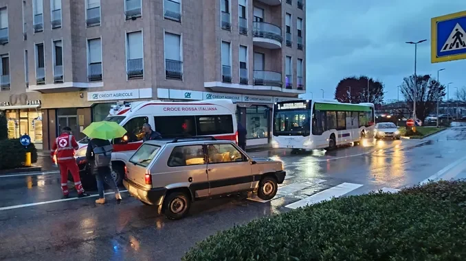 Ennesimo pedone investito nel centro di Alba