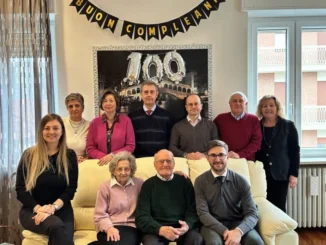 Il sindaco di Alba visita il neo centenario Carlo Dellatorre