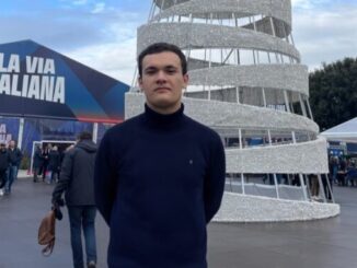 Dopo gli striscioni appesi fuori dalle scuole, parla Azione studentesca: «Era un'iniziativa per denunciare le condizioni delle scuole»