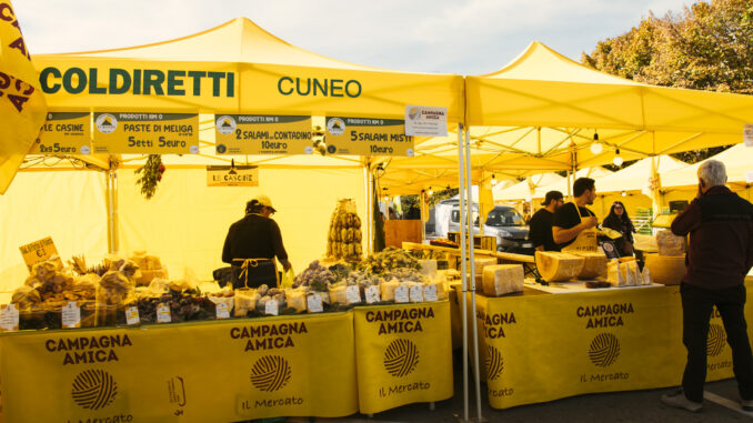 Agricoltori in piazza a Torino: al Lingotto 6mila contro concorrenza sleale