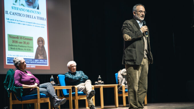 Stefano Mancuso e il Cantico della Terra: un appello alla cura del pianeta [video e foto]