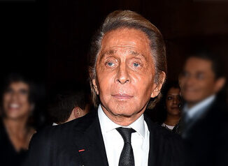 Valentino, addio a un’icona della moda italiana e mondiale