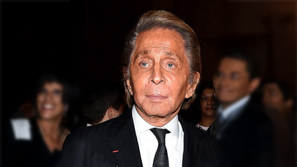 Valentino, addio a un’icona della moda italiana e mondiale