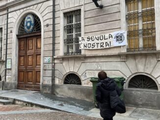 Striscioni di Azione studentesca ad Alba: il preside del Govone scrive agli studenti