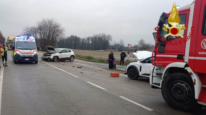 Tre auto coinvolte nell'incidente tra Castello d'Annone e Rocchetta Tab