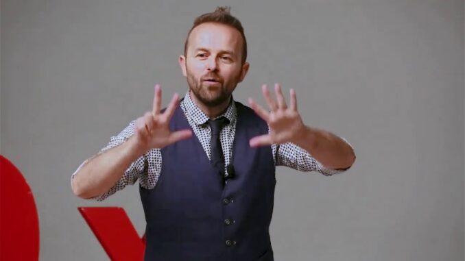 Alba / Enrico Galiani, docente e scrittore, sarà ospite in sala Ordet per parlare di educazione